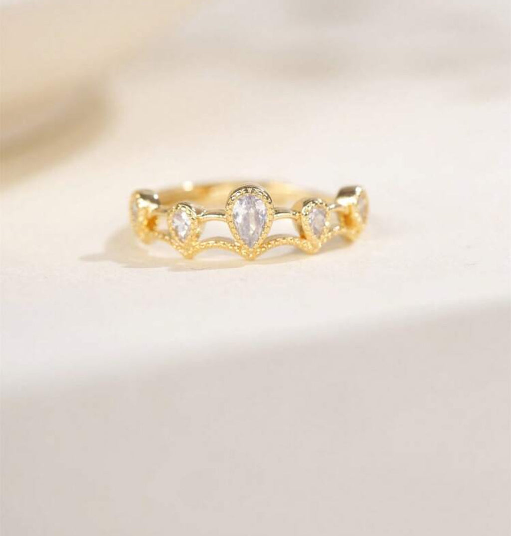 Crown ring