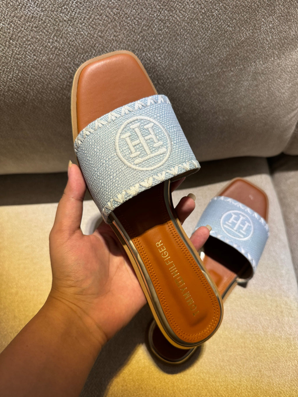 Tommy Hilfiger slides blue