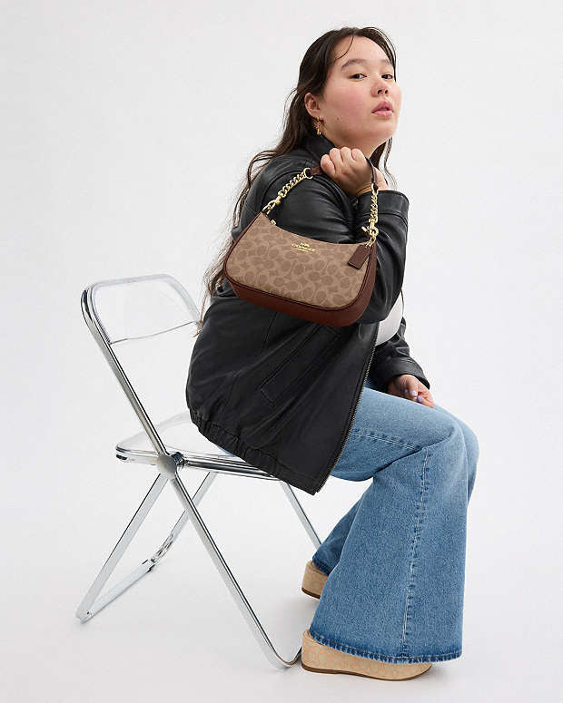 Coach Teri signature canvas