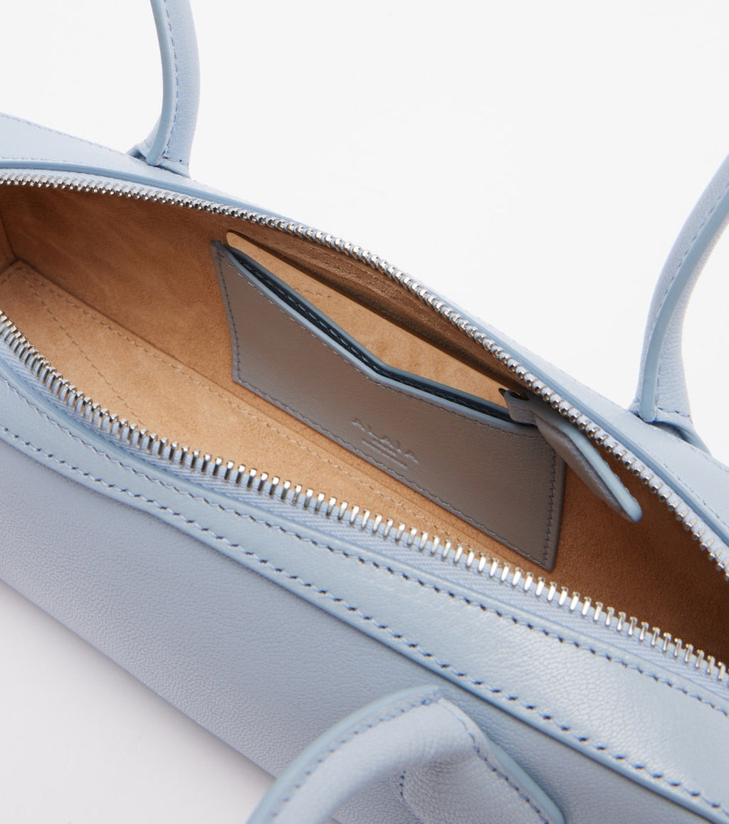 ALAÏA
Le Teckel blue