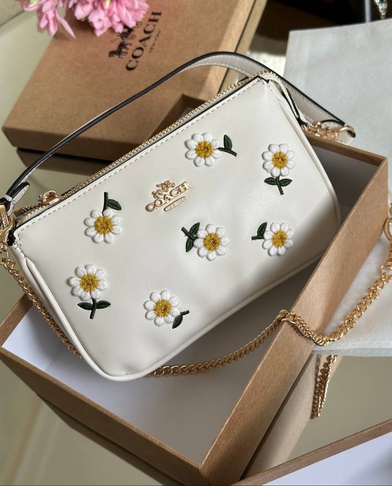 COACH | Nolita 19