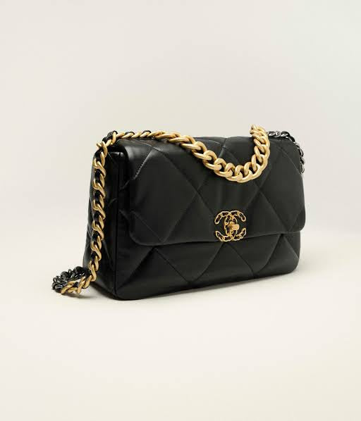 Chanel 19 large flap