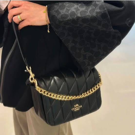 Coach Quinn Bag With Quilting