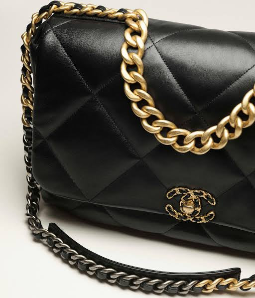 Chanel 19 large flap
