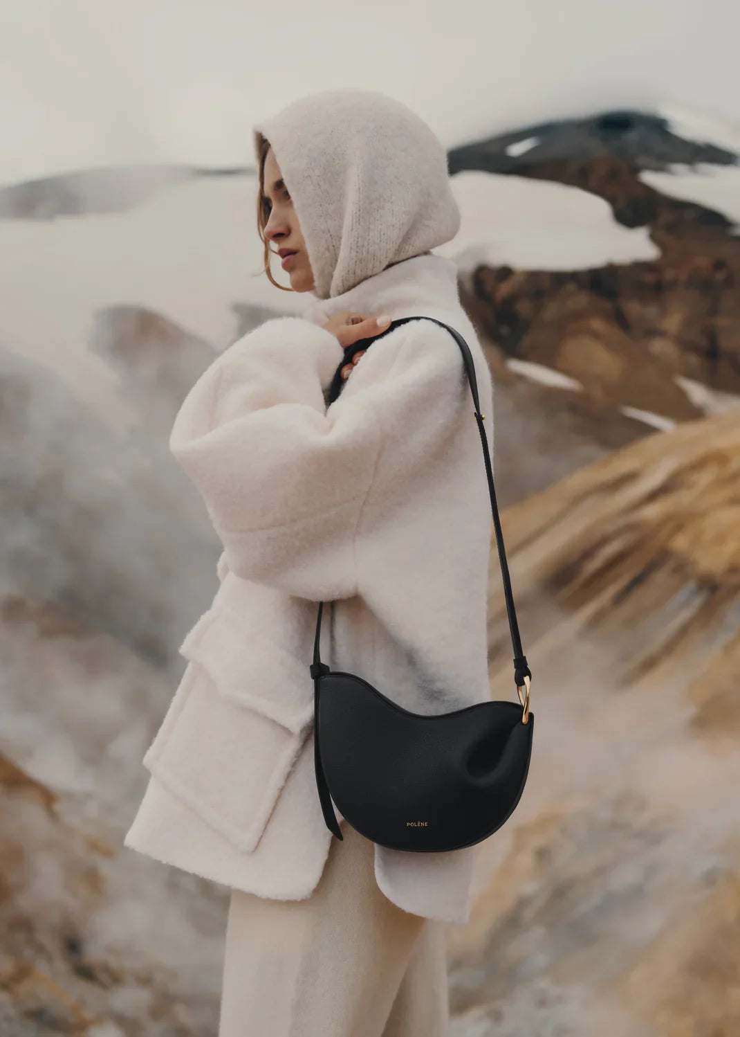 Tonca
EDITION  TEXTURED BLACK