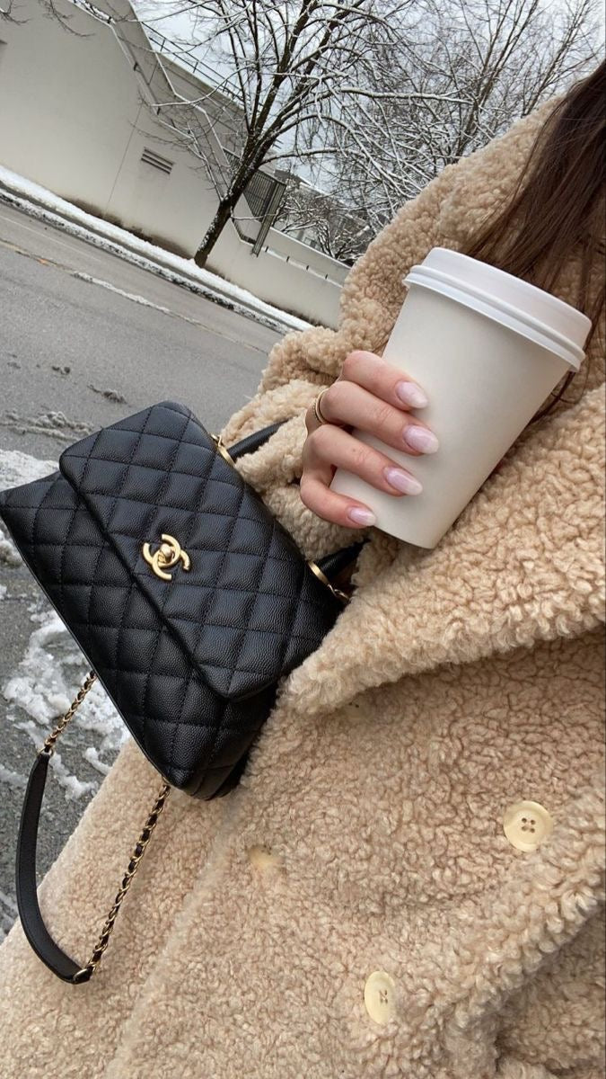 Chanel Coco Handle Flap quilted leather bag ( medium)
