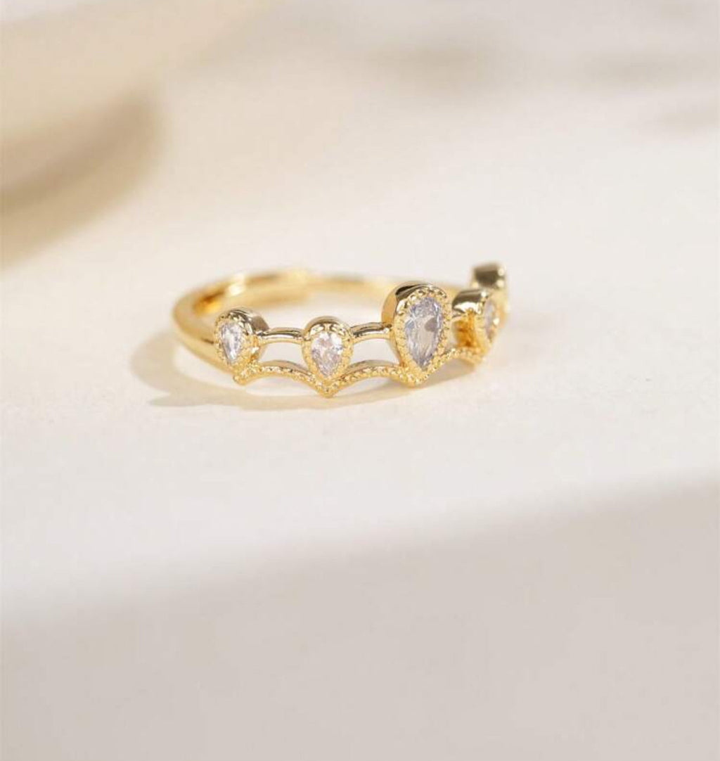Crown ring