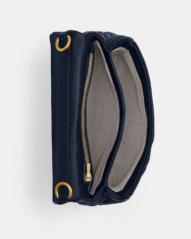Times Square Tabby 20 Shoulder Bag With Quilting ( Dark Navy )