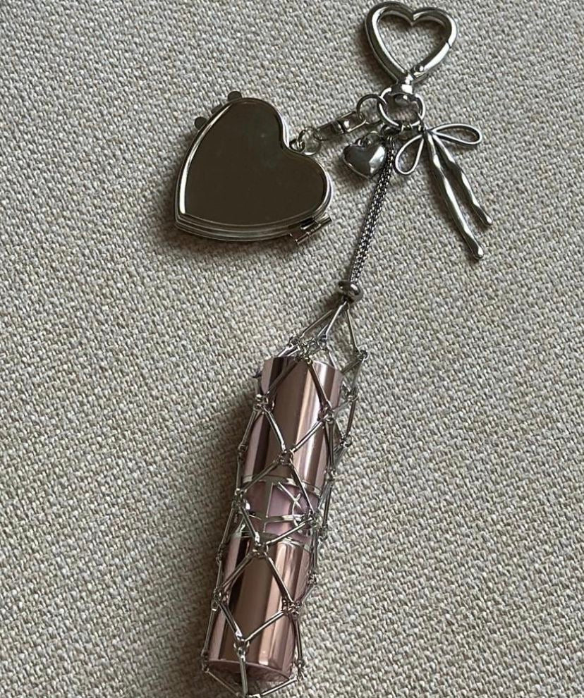 Pinterest Lipgloss bag charm
