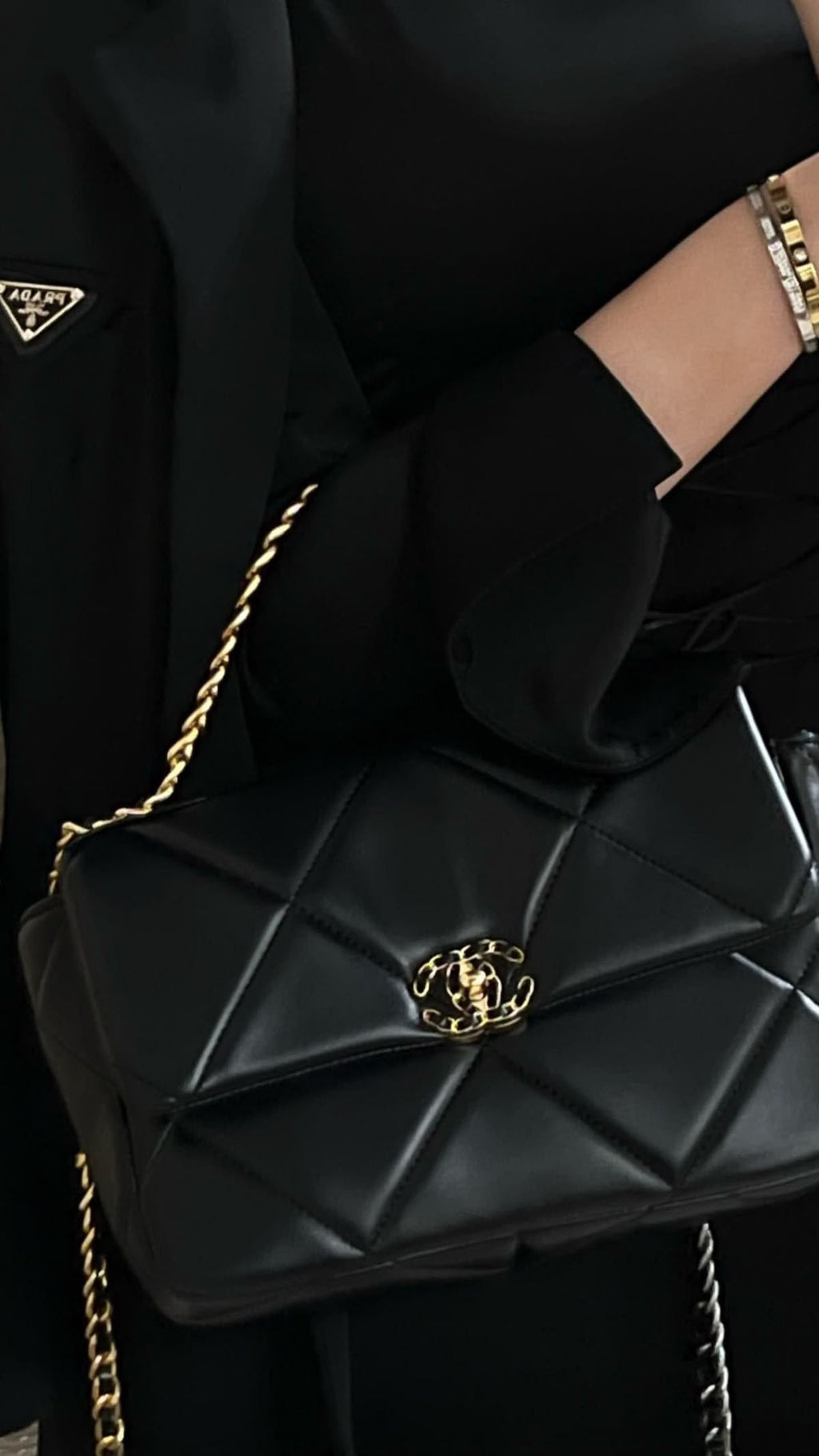 Chanel 19 large flap